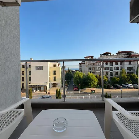 Near The In - Pool Access